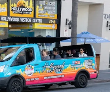 Hollywood: Sightseeing & Celebrity Homes Tour